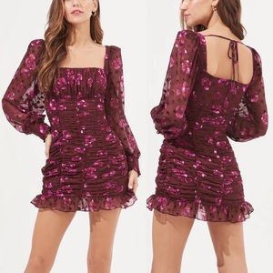 NWOT ASTR the Label Floral Ruched Mini Dress long sleeve